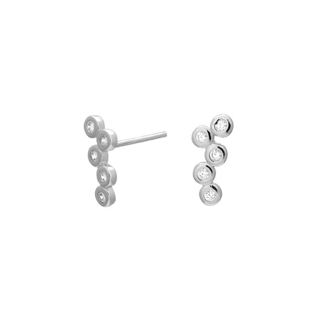 EVANOR ørestikker fra JoanliNor i sterlingsølv med klare kubiske zirkonia, 11 mm.